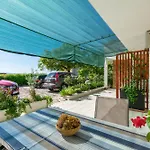 Apartment Boro Duće