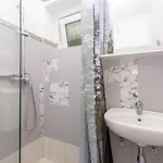 Boro Apartment *