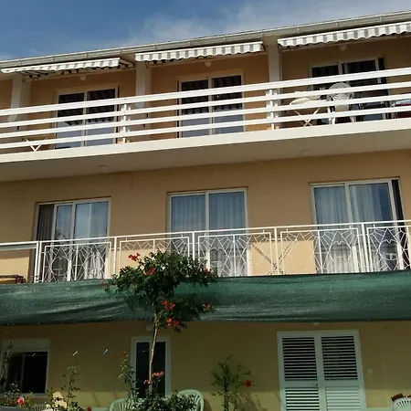 Apartment Boro - Sea View
