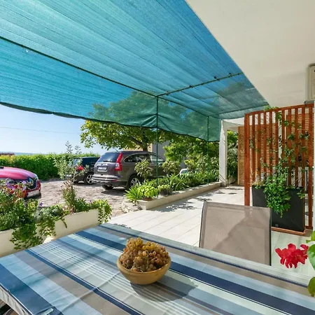 Apartamento Boro Duće