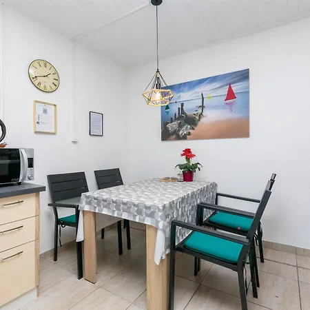 Boro Apartamento *