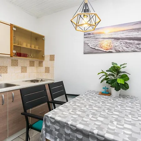 Apartamento Boro Duće