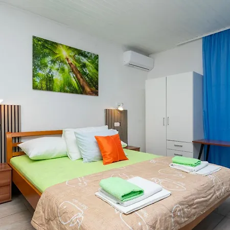 Apartamento Boro Duće